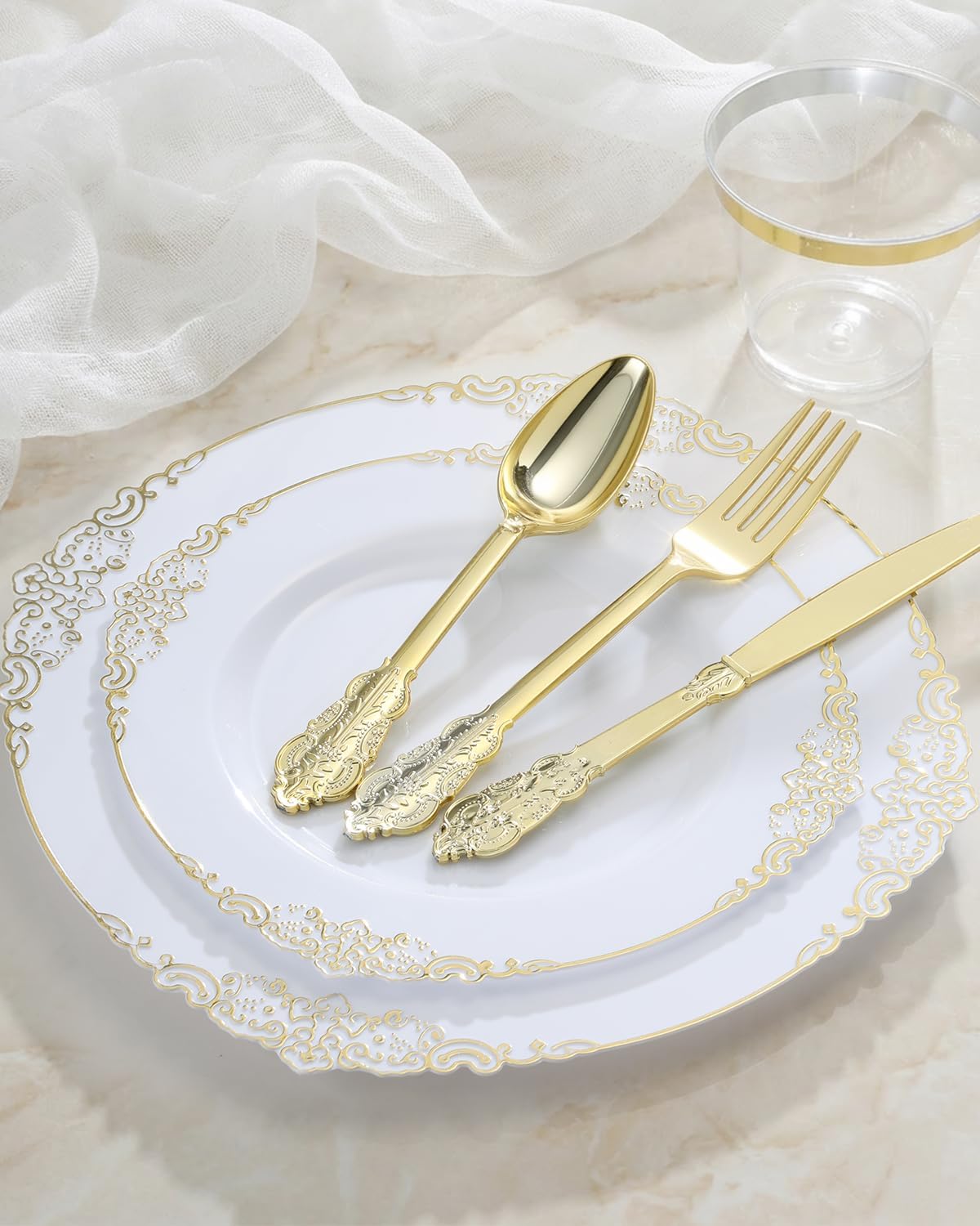 Goodluck 350 Piece Gold Plastic Dinnerware Set for 50 Guests