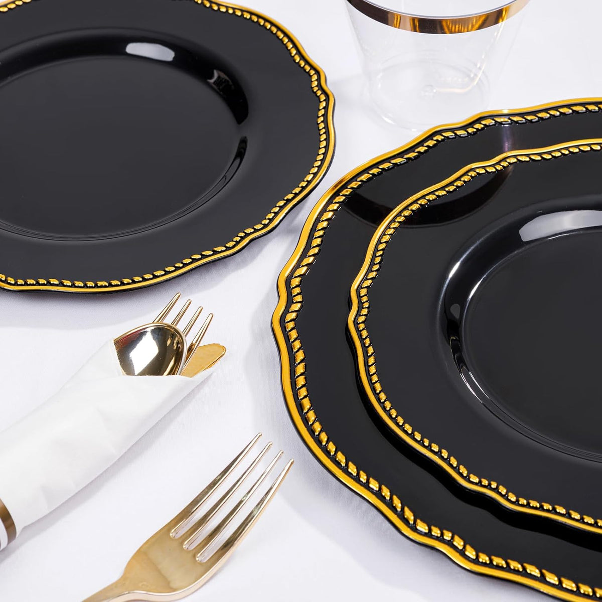 Hioasis 175 Pcs Black and Gold Plastic Plates Wedding & Party