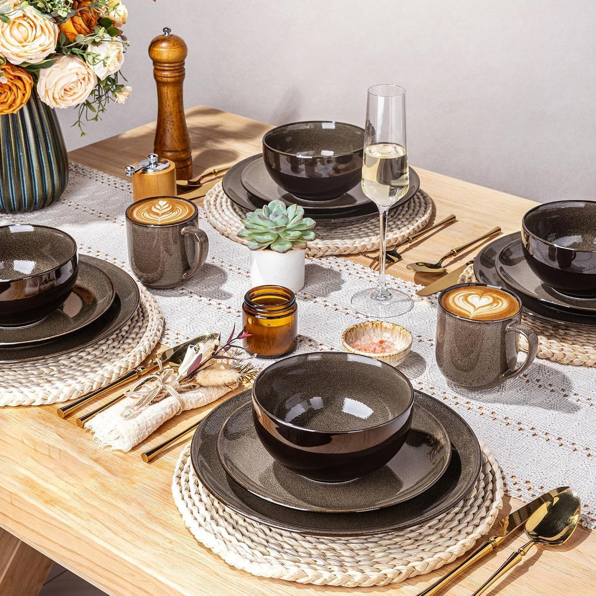 LeRatio Ceramic Dinnerware Sets for 6,18Pcs Porcelain Plates and Bowls Set