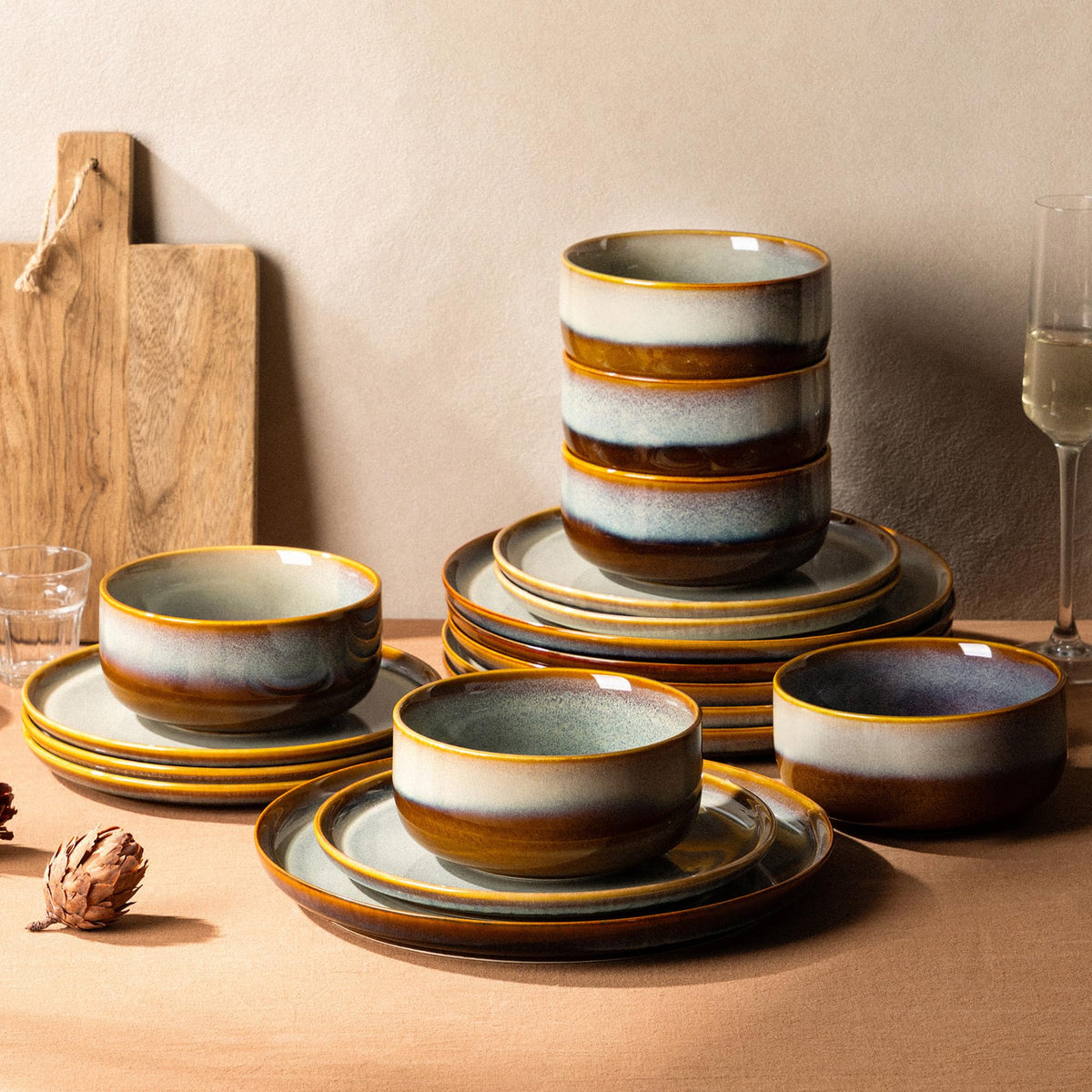 TheTerra Ceramic Dinnerware Set for 4, 12-Piece Plates and Bowls Set