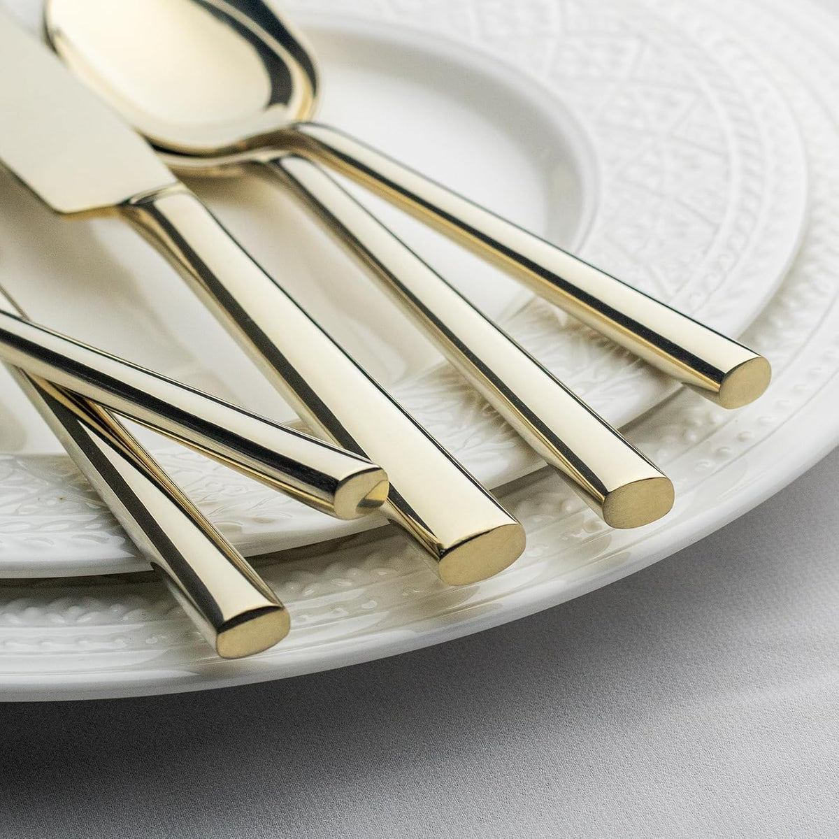 Alata Potter Champagne Gold 20-Piece Forged Silverware Set, Service for 4, Stainless Steel Flatware Set, Modern Design with Mirror Finish, Ideal for Home, Kitchen, Party, Camping