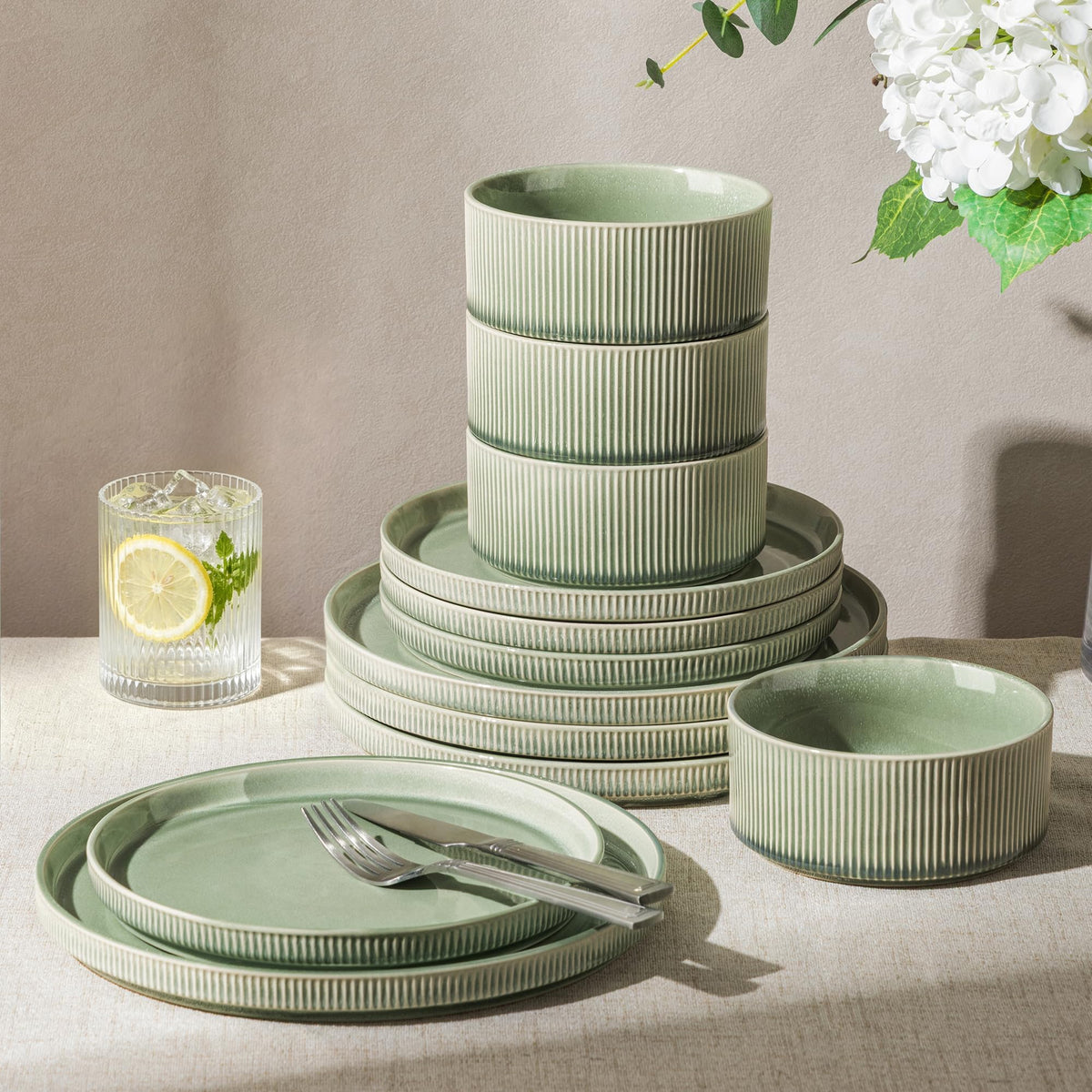 GBHOME Stoneware Dinnerware Sets for 4,12-Piece Plates and Bowls Set