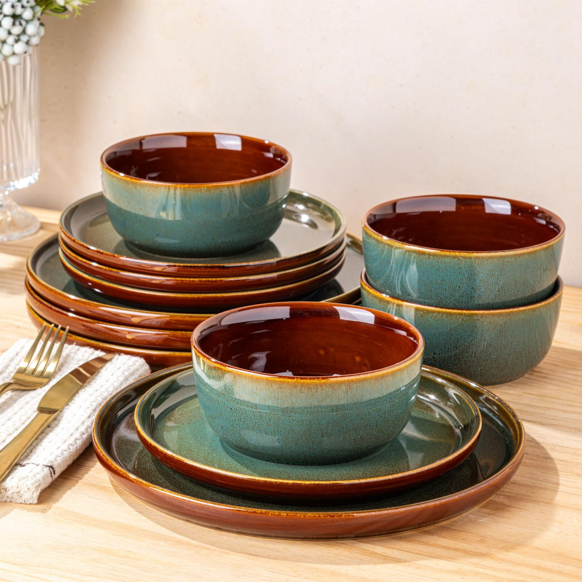 GBHOME Ceramic Dinnerware Sets for 8, 24 Pieces Stoneware Plates and Bowls Sets, Scratch Resistant Dishes, Dishwasher & Microwave Safe, Reactive Glaze-Green Wheat