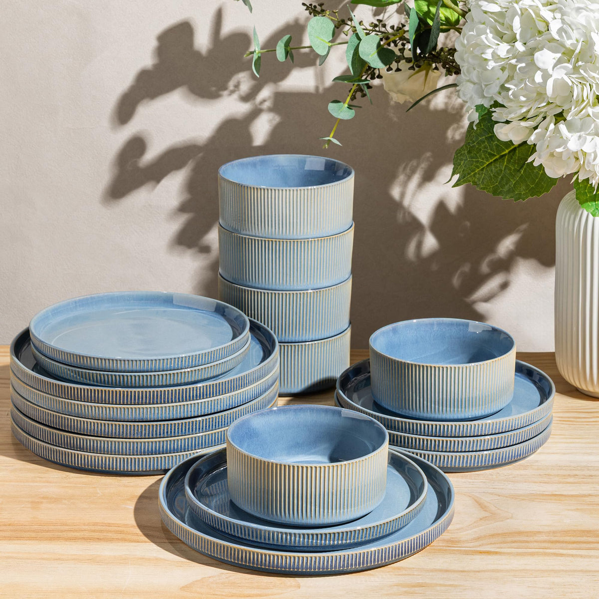 GBHOME Stoneware Dinnerware Sets for 4,12-Piece Plates and Bowls Set