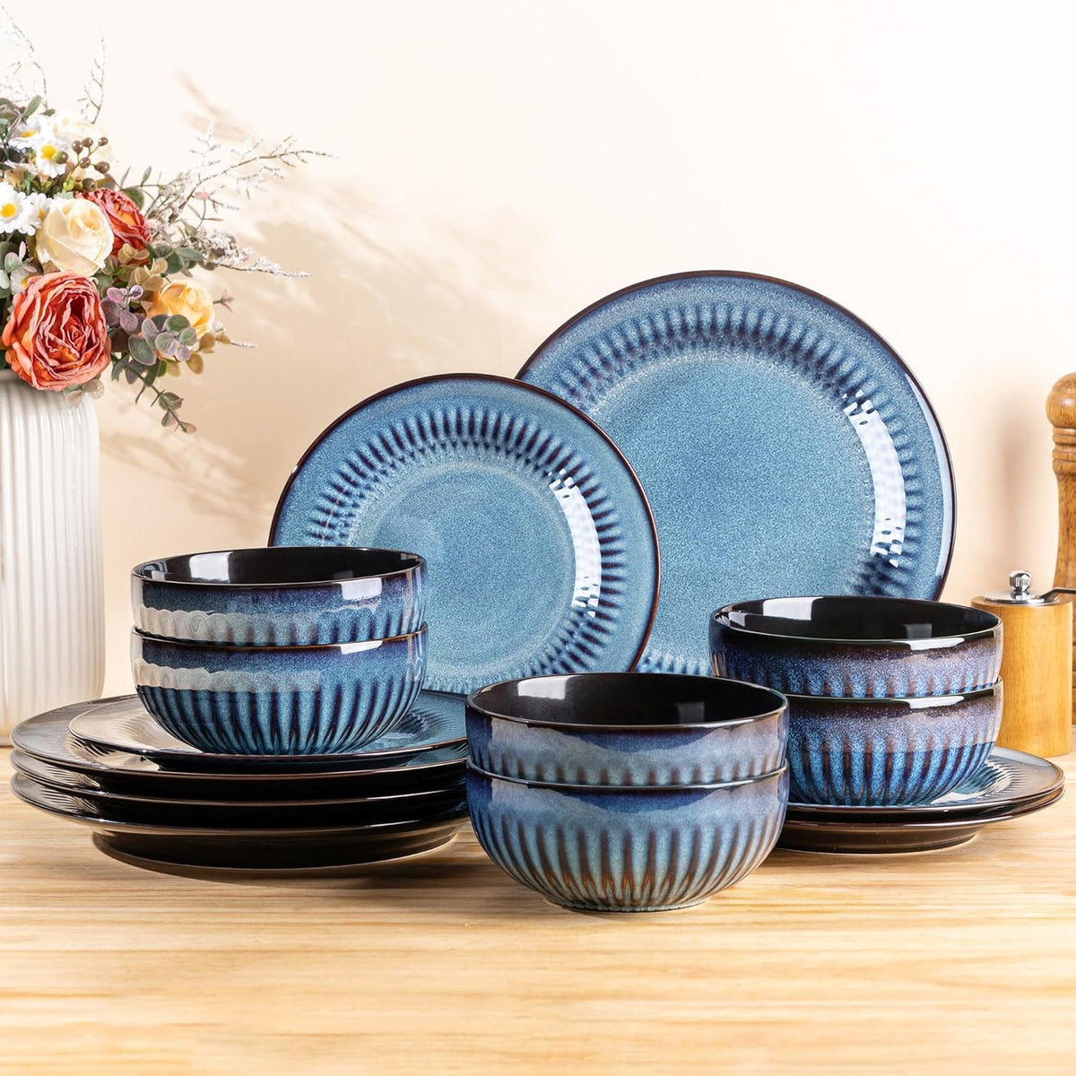 LeRatio Ceramic Dinnerware Sets for 4,12Pcs Porcelain Plates and Bowls Set