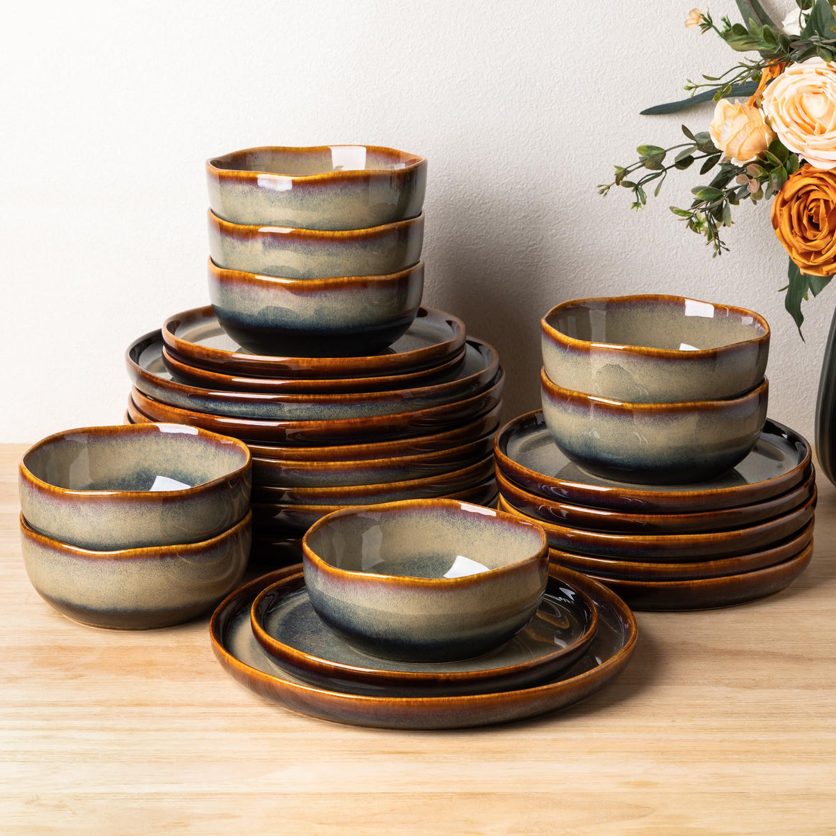 TheTerra Ceramic Dinnerware Set for 4, 12-Piece Plates and Bowls Set
