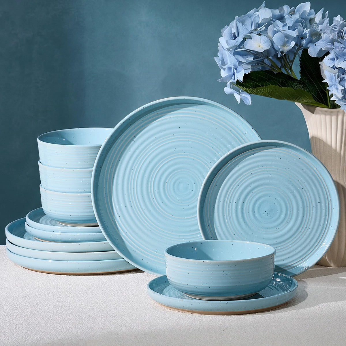 Stoneware Dinnerware Sets for 6, Plates and Bowls, Brown