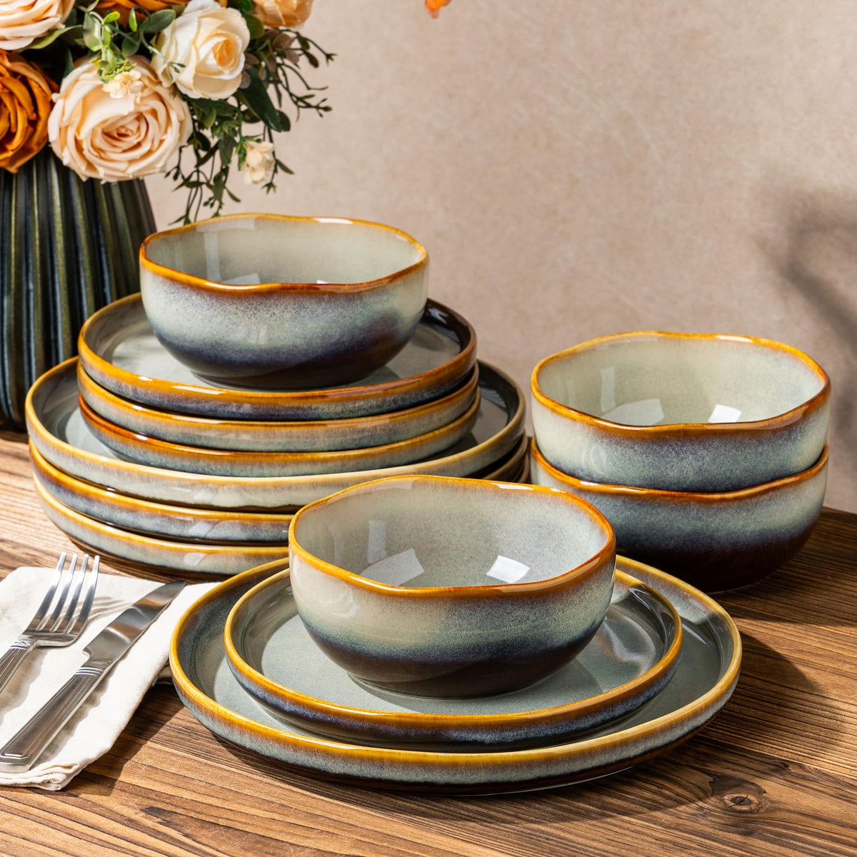 TheTerra Ceramic Dinnerware Set for 4, 12-Piece Plates and Bowls Set