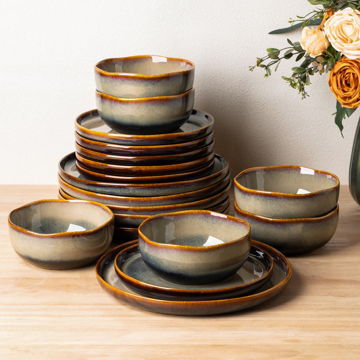 TheTerra Ceramic Dinnerware Set for 4, 12-Piece Plates and Bowls Set