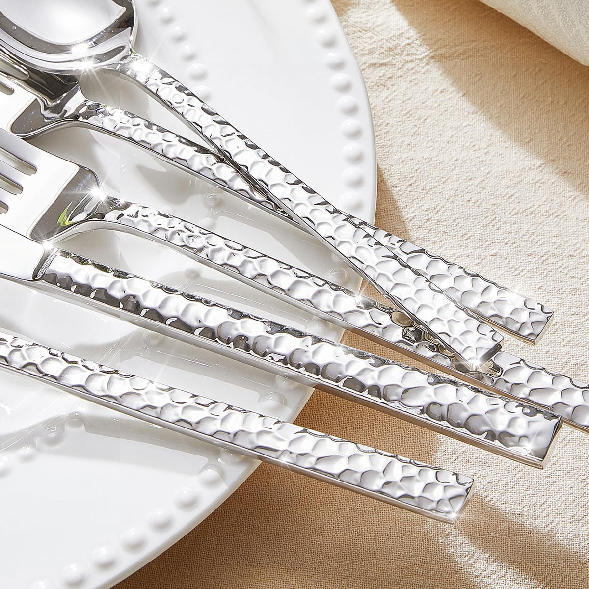 20 Piece Hammered Silverware Set, 18/10 Stainless Steel Flatware Set for 4