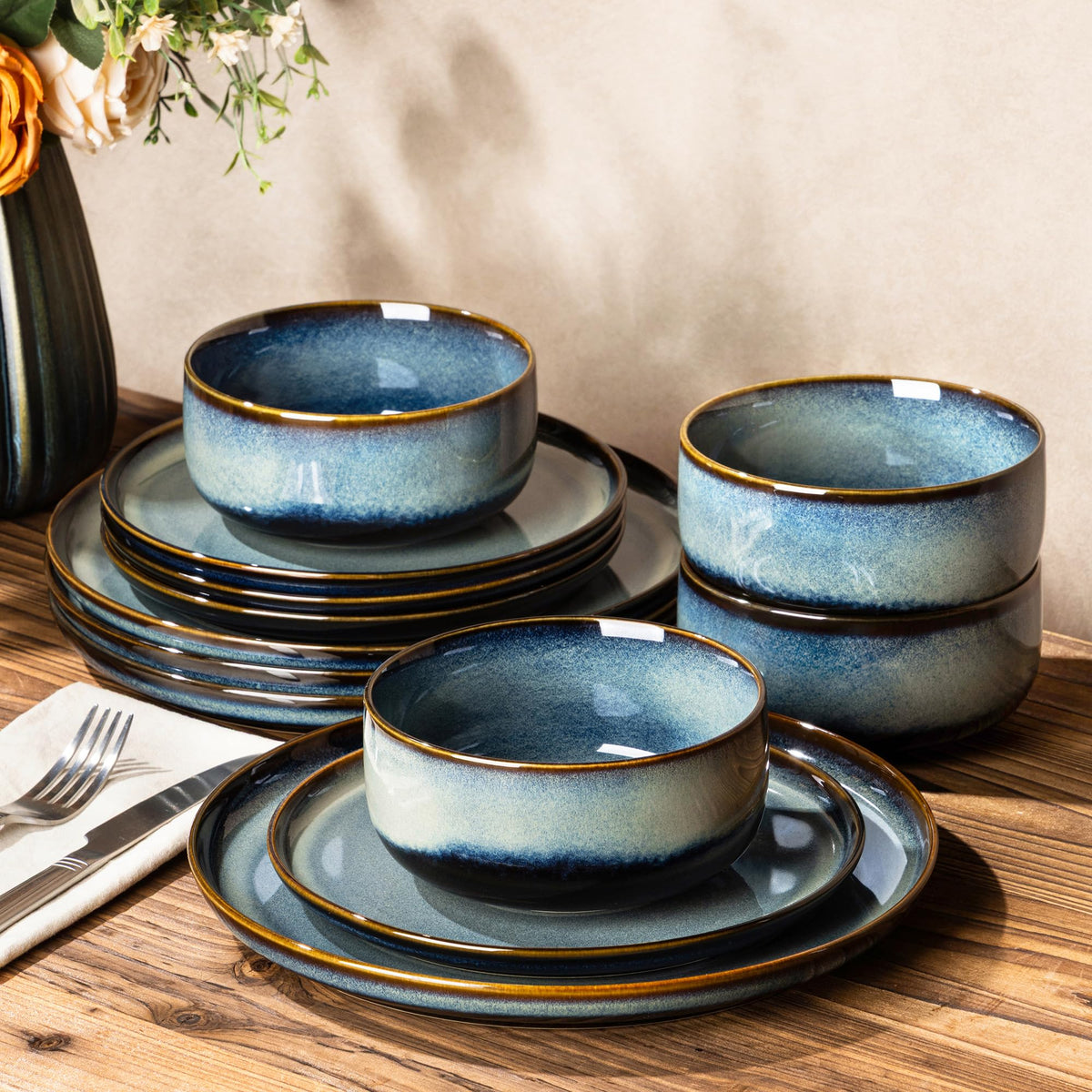 TheTerra Ceramic Dinnerware Set for 4, 12-Piece Plates and Bowls Set
