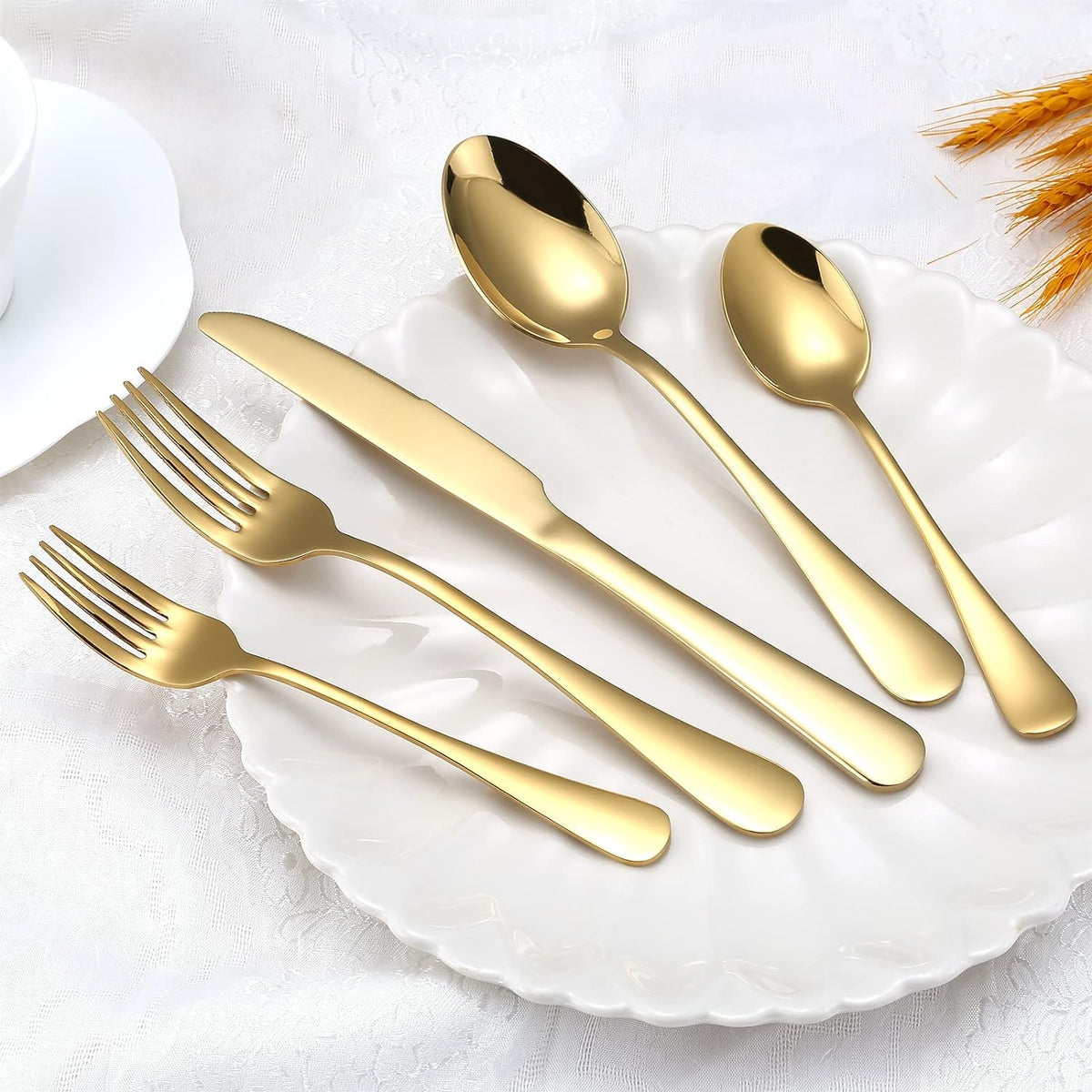 Aisoso Gold Silverware Set, 20-Piece Flatware Set Service for 4