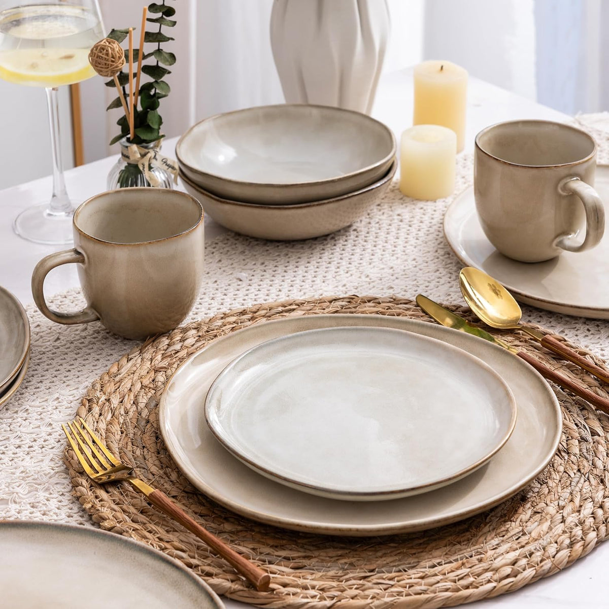 AmorArc Ceramic Dinnerware Sets for 8, 24Pcs Plates and Bowls Sets Dishes