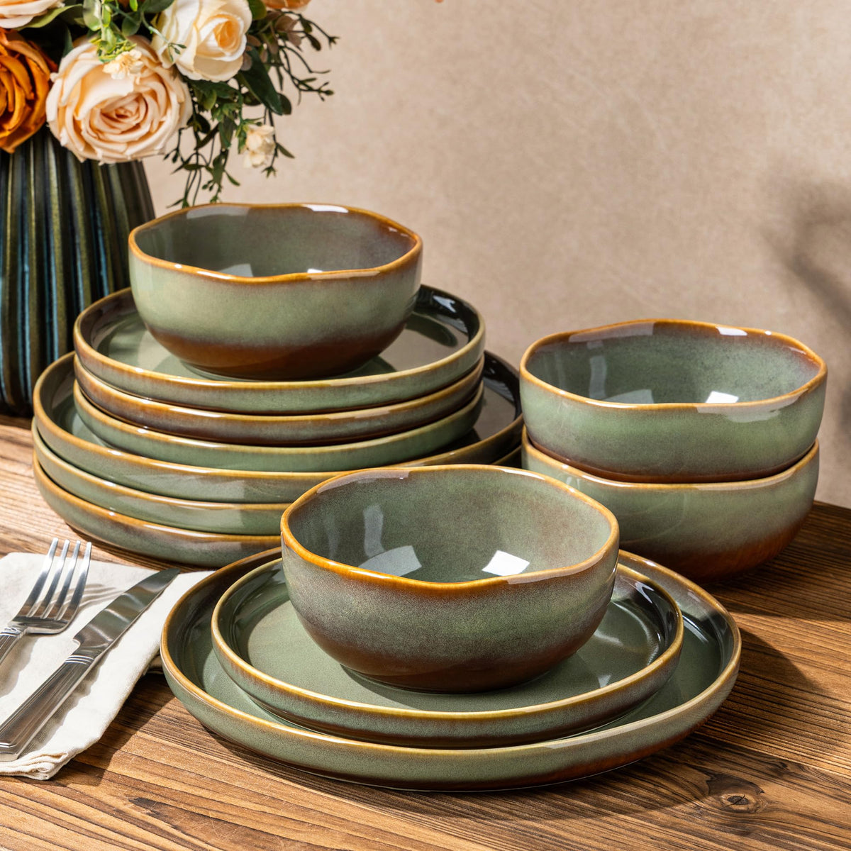 TheTerra Ceramic Dinnerware Set for 4, 12-Piece Plates and Bowls Set