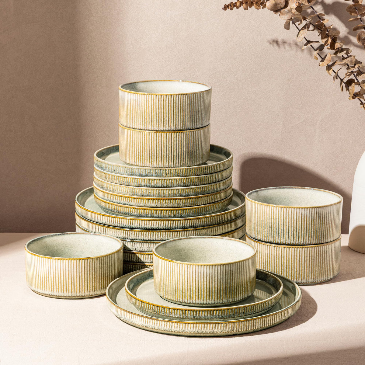 GBHOME Stoneware Dinnerware Sets for 4,12-Piece Plates and Bowls Set