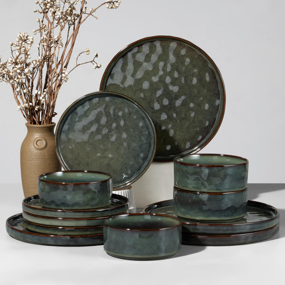 HaWare Dinnerware Sets, 12-Piece Plates and Bowls Set, Speckled White